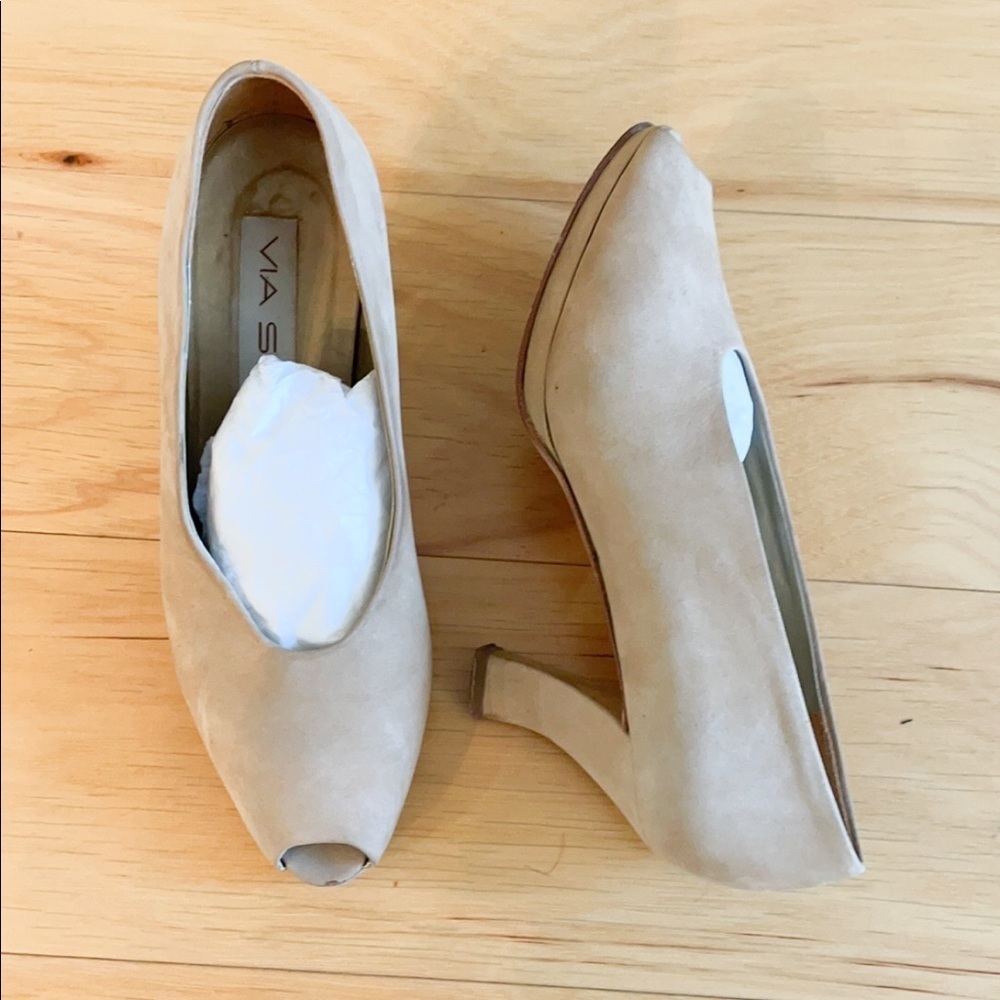 Via Spiga suede peep toe heels